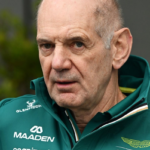 Tost: “Si su salud se lo permite, Newey hará un Aston Martin decente en 2027” #F1 #FVDigital