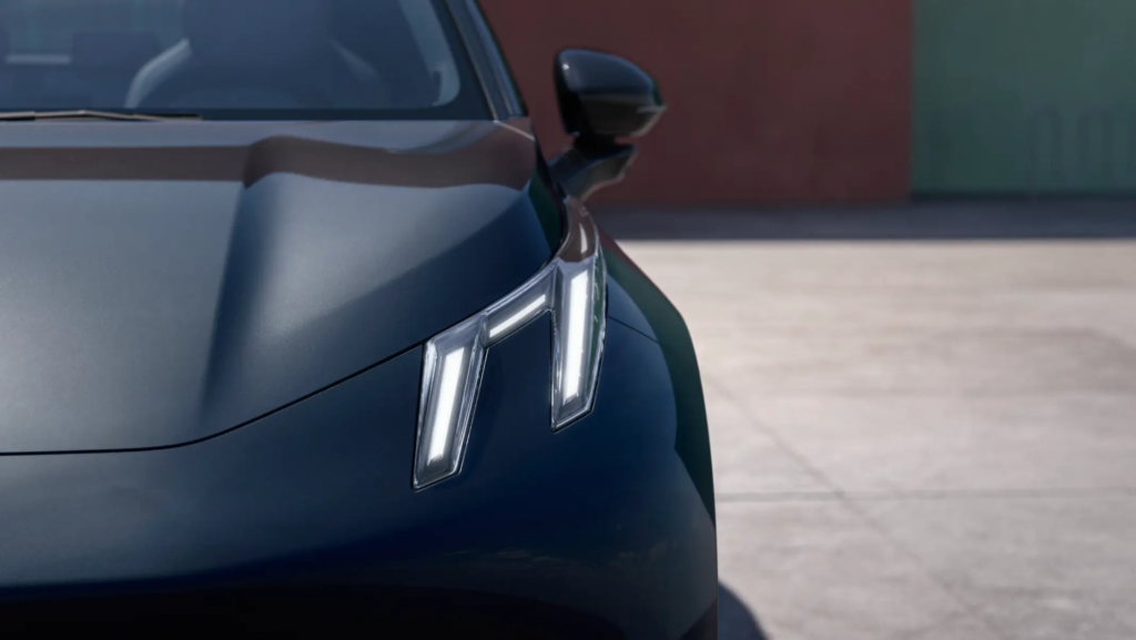 Más cómodo, más fácil y mejor experiencia. Lynk & Co actualiza este modelo de coche eléctrico tras escuchar a los clientes
