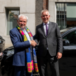 BMW recibe uno de los mayores pedidos de su historia: más de 1.000 coches eléctricos que ahorrarán 800.000 litros de gasolina