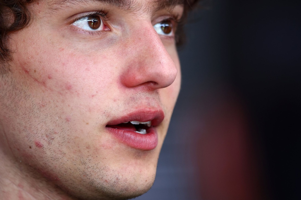 Antonelli avisa a Mercedes: “Estamos perdiendo muchos puntos así” #F1 #FVDigital