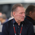 Jos Verstappen desmiente a Schumacher por el rumor de una oferta de Mercedes a Max #F1 #FVDigital