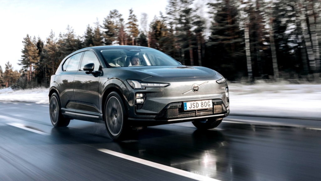 Volvo: "Estamos convencidos de que hemos resuelto las tres principales preocupaciones de muchos consumidores a la hora de decidirse por un coche eléctrico"