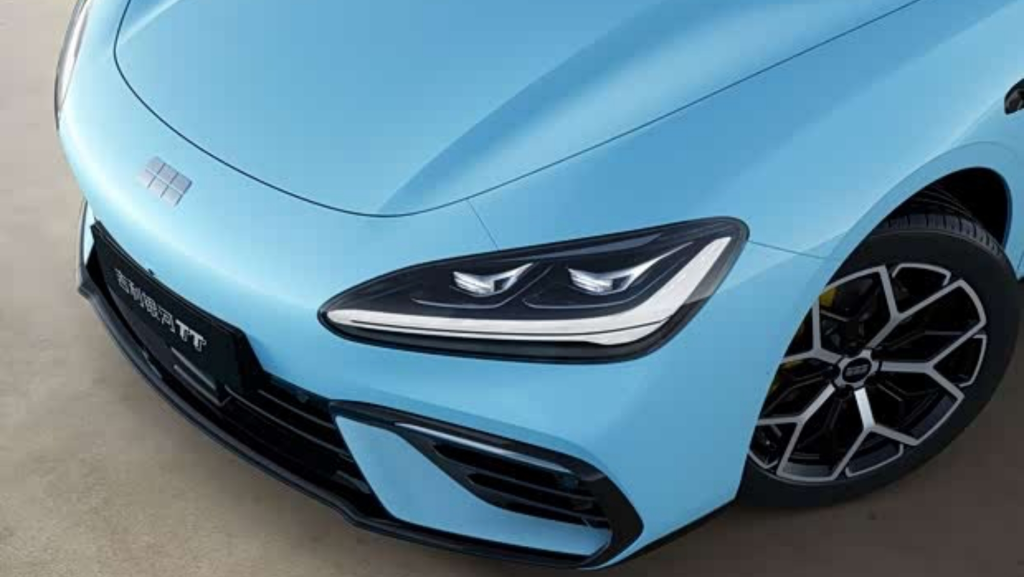 Los dueños de Volvo lanzan su propio TT, aunque nada tiene que ver con el de Audi: es eléctrico, 5 plazas y 725 km de autonomía