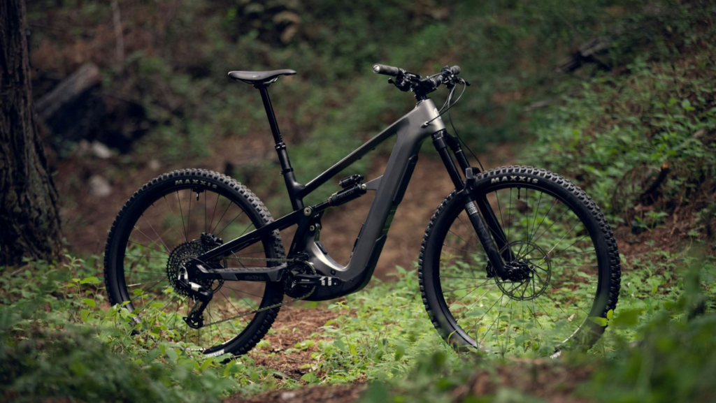 La bicicleta eléctrica de montaña con uno de los diseños más bonitos ha perdido toda 'la gracia' en la remodelación para 2026
