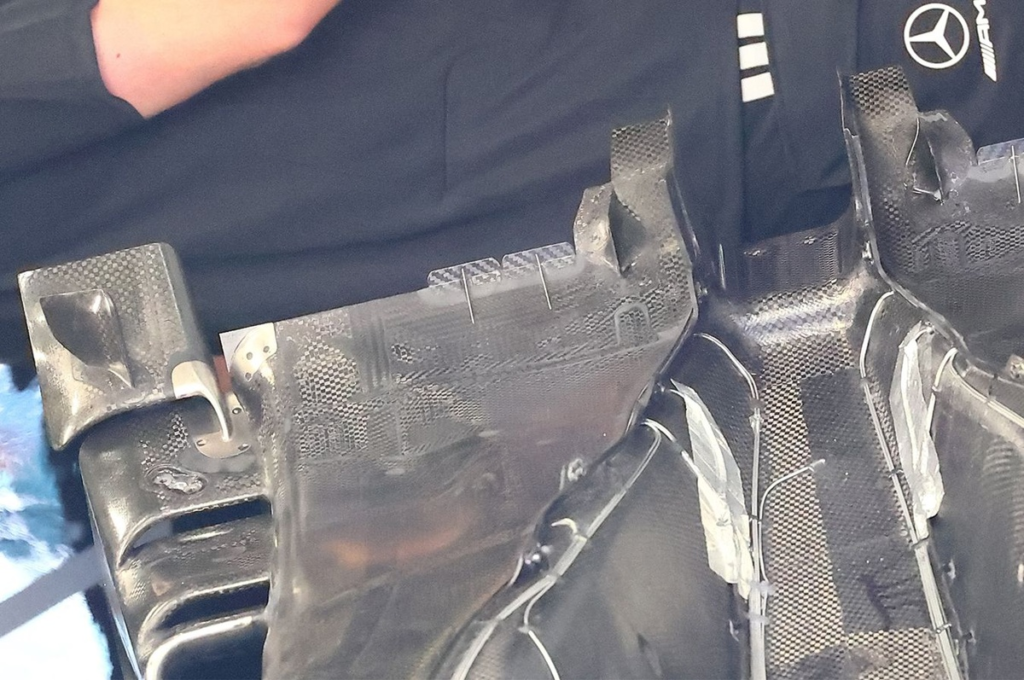 Análisis: así cambia Mercedes su W17 tras el veto de la FIA al polémico difusor #F1 #FVDigital