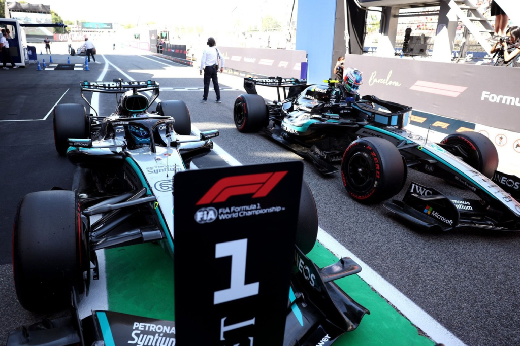 Wolff cierra la puerta a Verstappen para 2027: quiere a los mismos pilotos en Mercedes F1 #F1 #FVDigital