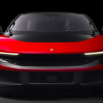 Tiene 1.050 CV pero lo odian todos: el primer Ferrari eléctrico se cobra su primera víctima: una figura clave en la marca