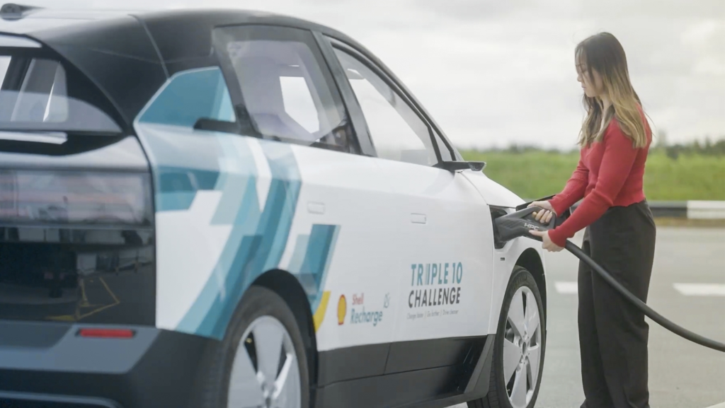 Del 10 al 80% en 9 minutos y 54 segundos: Shell presenta un coche capaz de repostar 24 km de autonomía por minuto