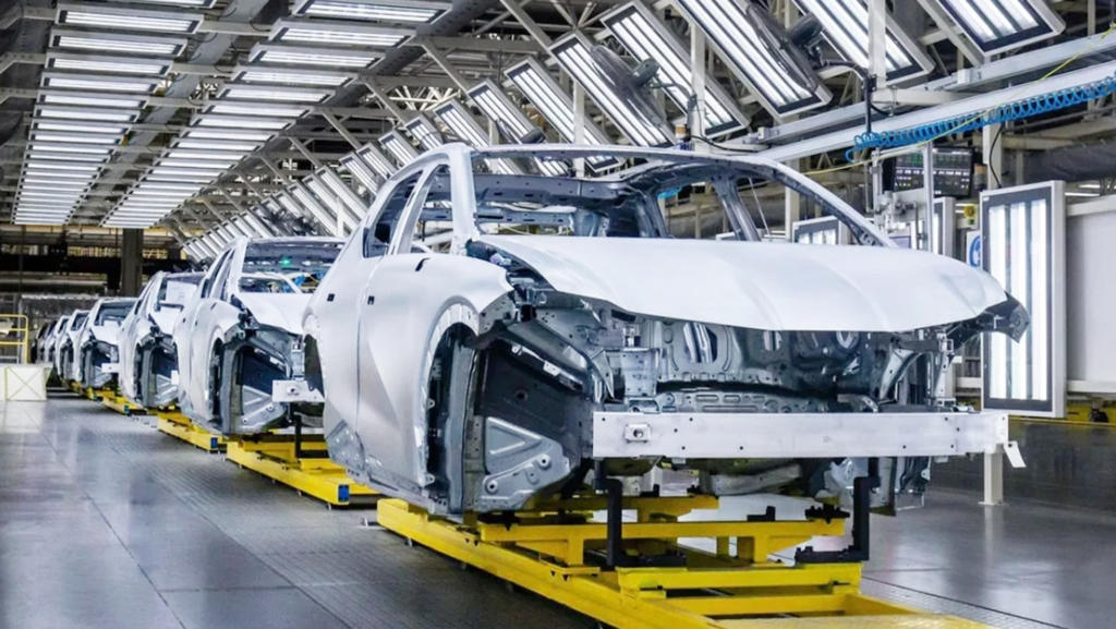 Los 'primos chinos' de Volvo ponen su punto de mira sobre BMW, Audi y Mercedes: "Estamos a la altura de las marcas de gama alta"