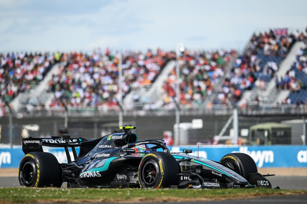 Mercedes no recurrirá la sanción a Antonelli por los límites de pista en Silverstone #F1 #FVDigital