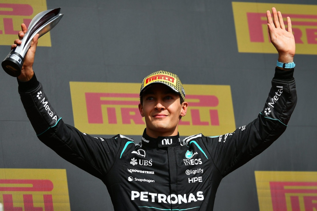 Mercedes F1 investiga el problema de velocidad punta de Russell en Silverstone #F1 #FVDigital