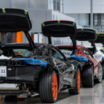 Lotus empieza a corregir el error de querer ser solo eléctrica: su fábrica ya trabaja en otra dirección