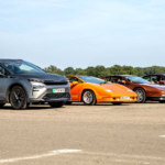 Un SUV eléctrico de Skoda desafía a Ferrari Testarossa, Lamborghini Countach y Porsche 944 Turbo: el resultado sorprende