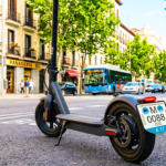 Así se registra y matricula en España un patinete eléctrico (y cualquier VMP): se hace por Internet en apenas unos minutos