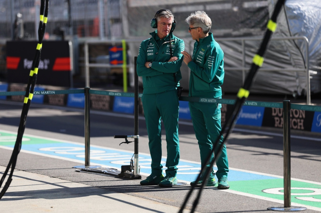 Aston Martin F1 ya tiene “pequeños debates” sobre el límite de gastos #F1 #FVDigital