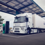 Renault tiene un plan audaz: vender el doble de vehículos comerciales con camiones eléctricos que no se detienen