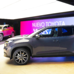 El Toyota Yaris Cross se renueva para seguir dominando el mercado: así ha evolucionado el SUV híbrido más vendido