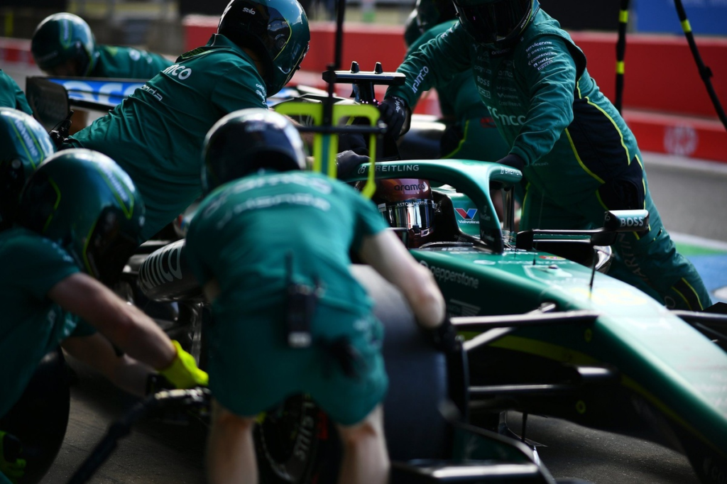 Ese ‘blanco nuclear’ de Aston Martin, una “decisión dolorosa” #F1 #FVDigital