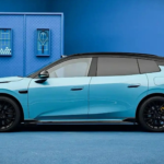 530 CV y 1.422 km de autonomía por 21.500 €: el nuevo híbrido de Lynk & Co pone en aprietos a todo el mundo