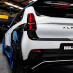 Esta empresa crea un Renault 5 espectacular cambiando el ruido de los escapes por el silencio de la aerodinámica, aprovechando lo mejor de los coches eléctricos