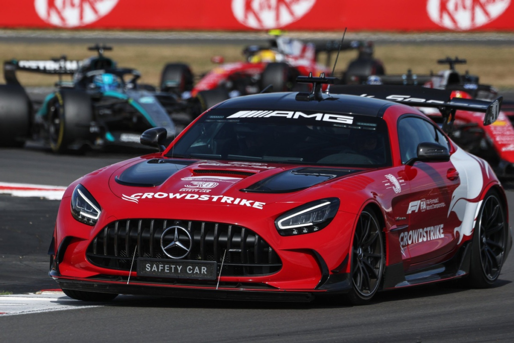 La F1, dividida por los finales de carrera: ¿con Safety Car o bandera roja para el show? #F1 #FVDigital