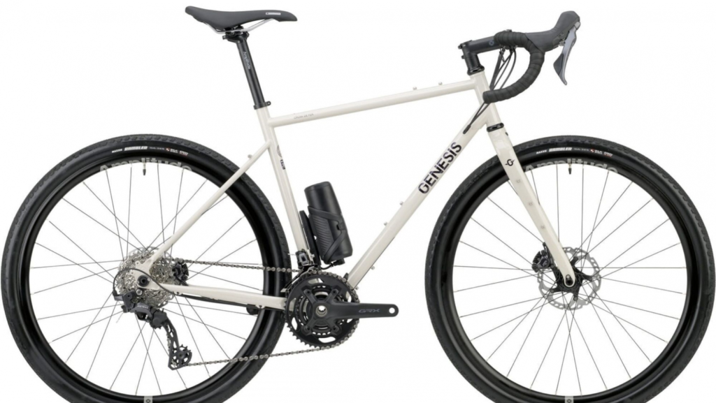 A contracorriente, como hace la que se considera la 'Rolls Royce' de las bicicletas, esta marca presenta ahora su primer modelo eléctrico, ¡y es de acero!