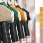 El Gobierno quiere persuadir a las gasolineras de aprovecharse de los descuentos al combustible señalando a las que lo hagan