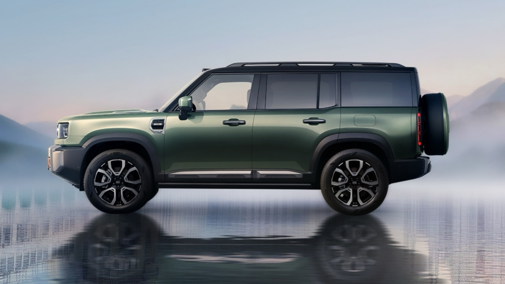 Se venderá en España: el Defender híbrido de Geely con 1.128 CV y 350 km de autonomía eléctrica llegará en 2027