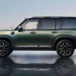 Se venderá en España: el Defender híbrido de Geely con 1.128 CV y 350 km de autonomía eléctrica llegará en 2027