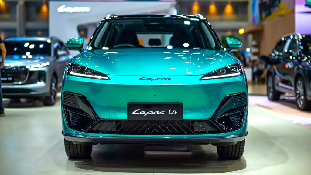 Carga en 20 min y 450 km de autonomía: el nuevo SUV barato de Chery llega a España