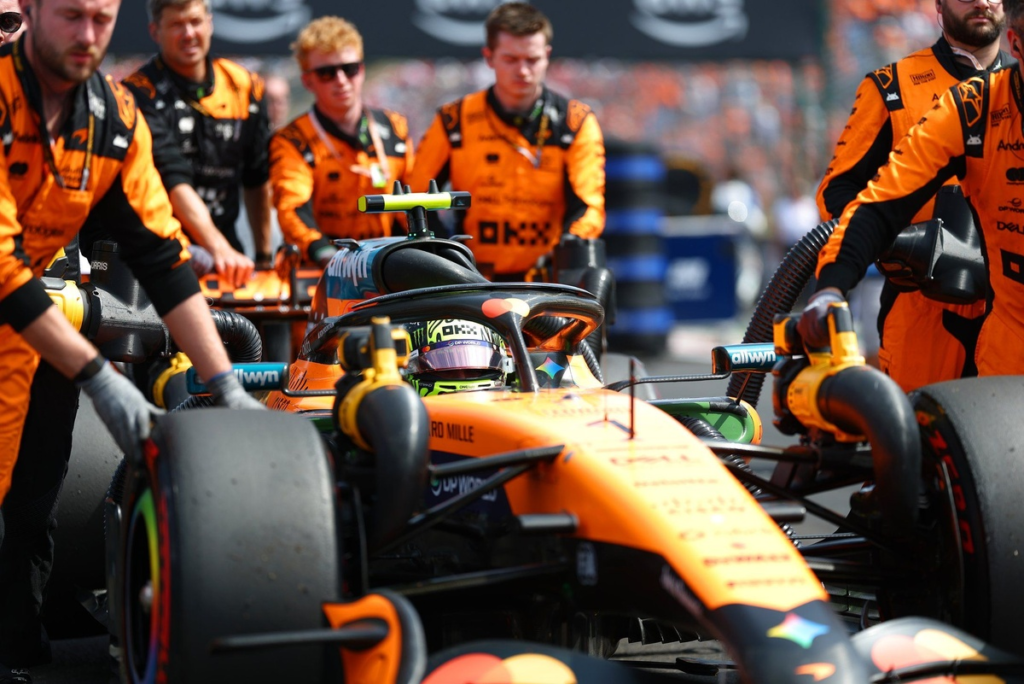 McLaren ya prepara un gran golpe para Bakú… y puede que no sea el último #F1 #FVDigital