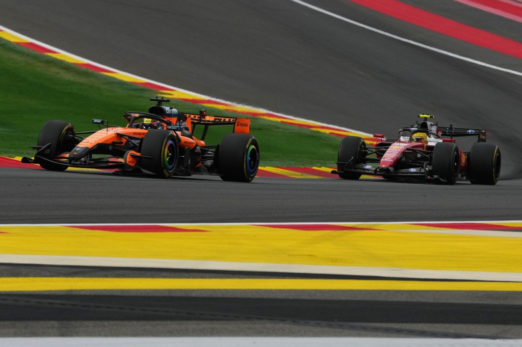 McLaren intenta comprender el ritmo de mejoras de Ferrari: “Tenemos que entenderlo” #F1 #FVDigital