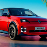 El Renault 5 se actualiza: hasta 430 km de autonomía y una versión básica más potente y con carga rápida