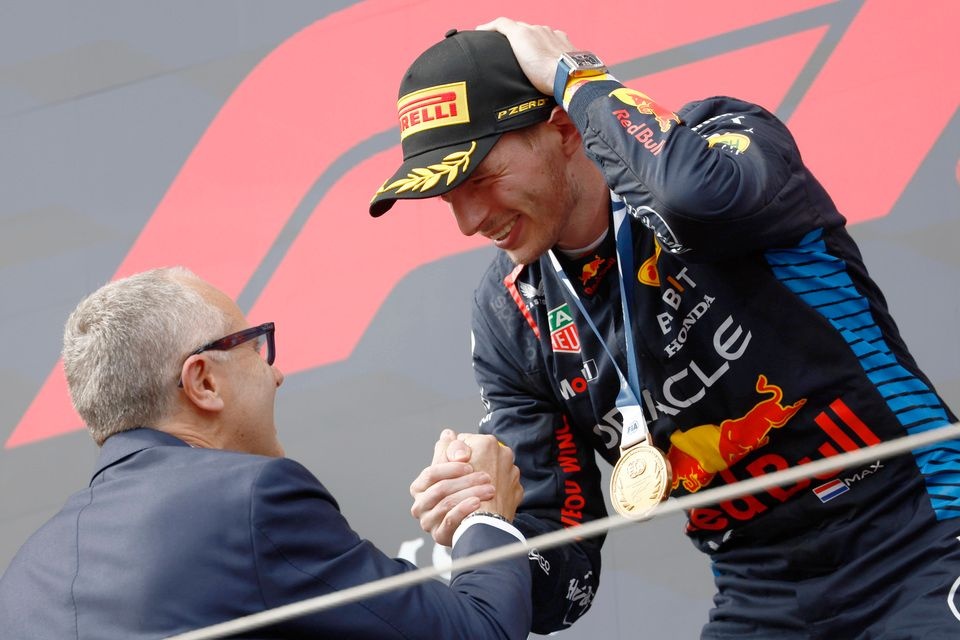 Domenicali celebra la renovación de Verstappen: “No puedo imaginar la F1 sin él” #F1 #FVDigital