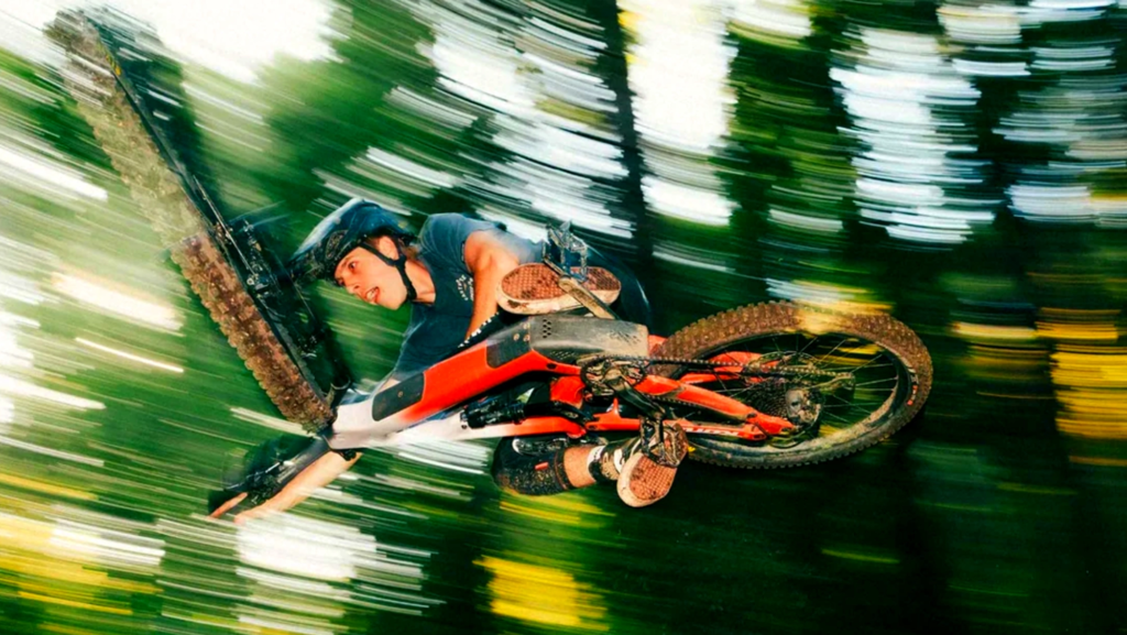 Después de muchos años sin novedades, una de las marcas más míticas del mountain bike remodela su gama de bicicletas eléctricas de montaña