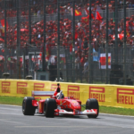 Vídeo F1 | Emotivo homenaje de Vettel a Schumacher con el Ferrari F2002: “Le sentí mucho” #F1 #FVDigital