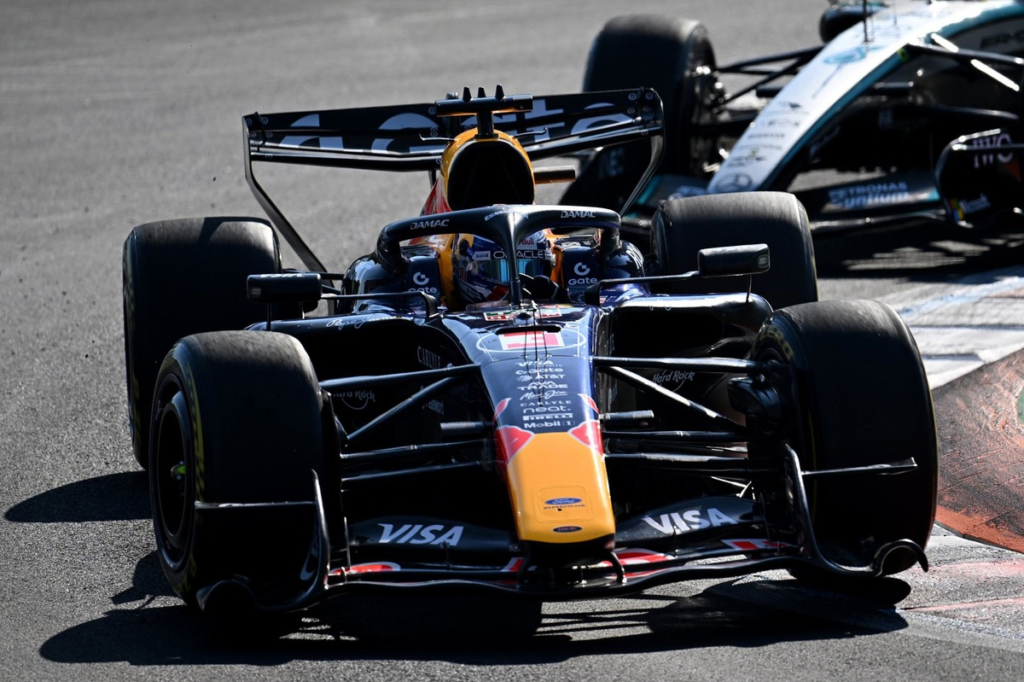 Cómo intentó Verstappen compensar el sentirse “como una tortuga” ante Mercedes #F1 #FVDigital