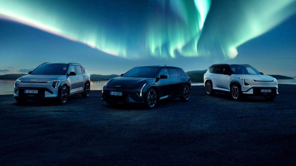Kia estrena tres coches eléctricos deportivos con hasta 306 CV: EV3 GT, EV4 GT y EV5 GT