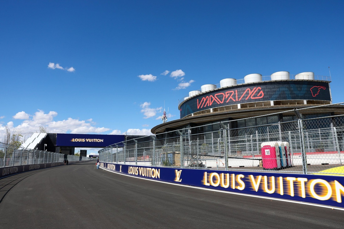 A qué hora es la F1 del viernes del GP de España y cómo ver gratis el estreno del Madrig #F1 #FVDigital