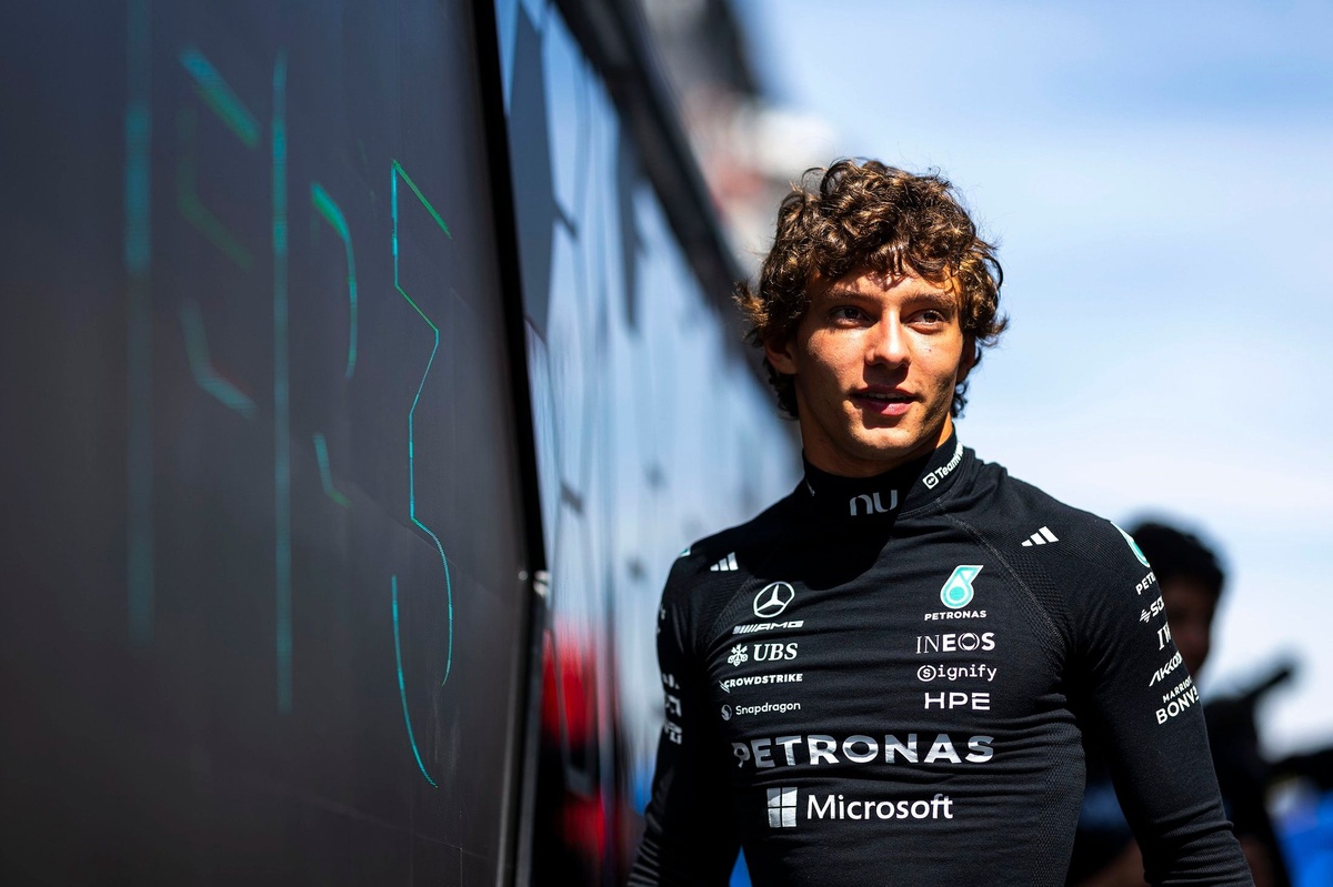 Antonelli se niega a cambiar su enfoque: “No quiero pilotar pensando en el mundial” #F1 #FVDigital
