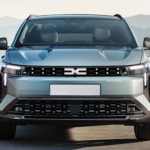 Declaración 'de guerra' a las marcas chinas: Dacia prepara un nuevo SUV electrificado 'barato' y un Sandero eléctrico de 20.000€