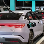 La obsesión por los kW puede estar llevando la recarga del coche eléctrico por el camino equivocado: más potencia no siempre significa un mejor servicio