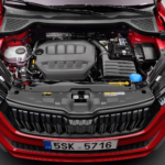 Skoda da marcha atrás: su SUV más vendido seguirá con vida con variantes híbridas enchufables con más de 100 km de autonomía