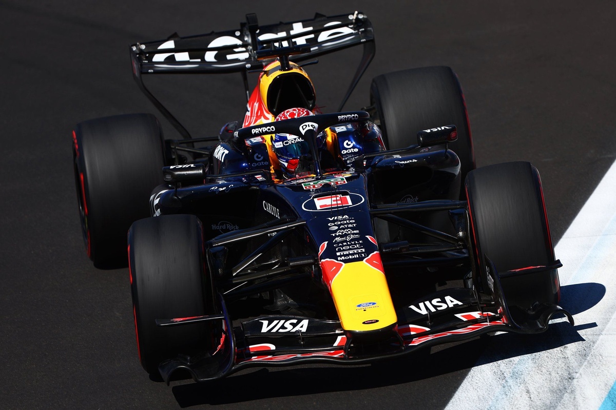Verstappen se defiende tras su incidente con Hamilton: “Mi carrera podría haber terminado” #F1 #FVDigital