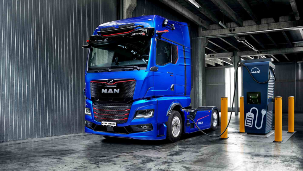 MAN eTGX: el nuevo camión eléctrico alcanza 720 km de autonomía y carga del 20 al 80 % en 30 minutos