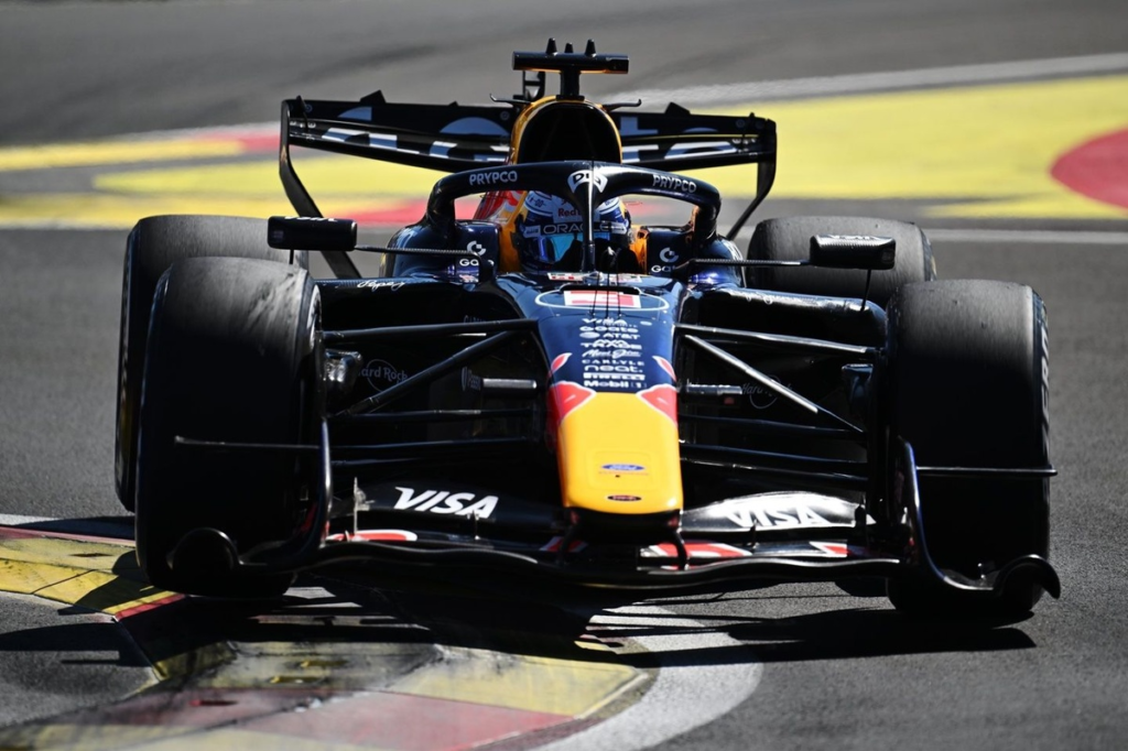 Red Bull da la razón a Verstappen: el problema del RB22 que no tiene fácil solución #F1 #FVDigital