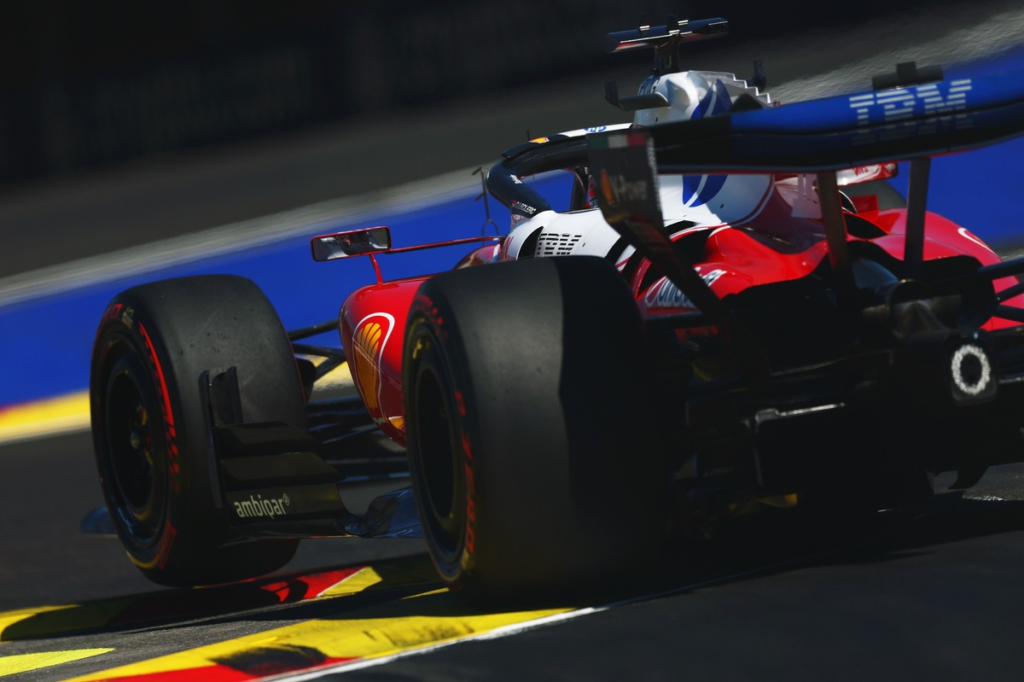 El Ferrari SF-26 se adapta a los neumáticos, pero el podio sigue estando lejos #F1 #FVDigital