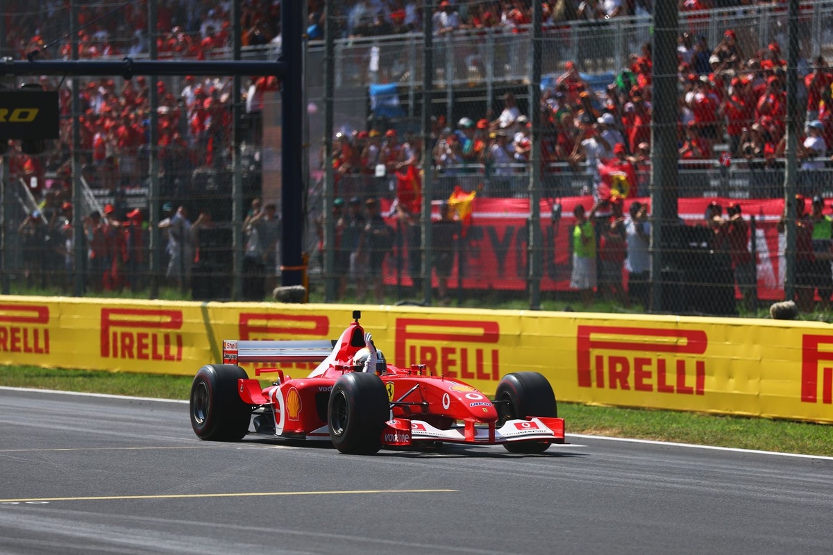 Vettel, entre los V10 y la F1 sostenible: “Tenemos que combinar lo que amamos” #F1 #FVDigital