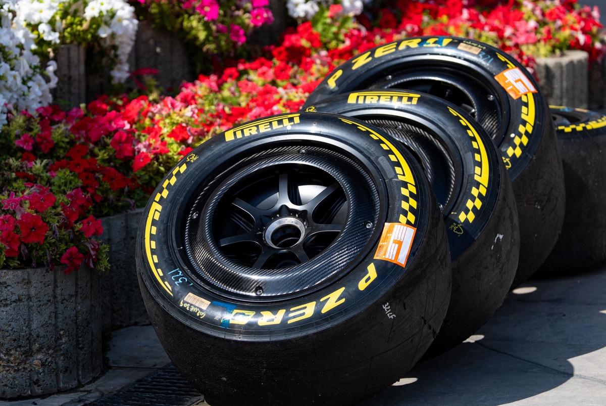 Pirelli alerta del gran desafío que espera a la F1 en Bakú: los bloqueos #F1 #FVDigital