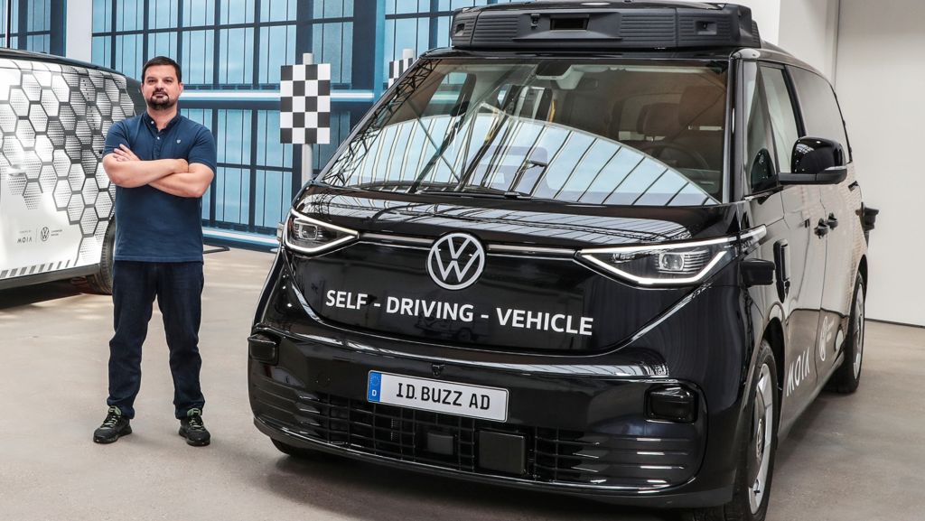 Volkswagen ya prueba un ID. Buzz que conduce solo y quiere utilizar la misma tecnología para repartir mercancías